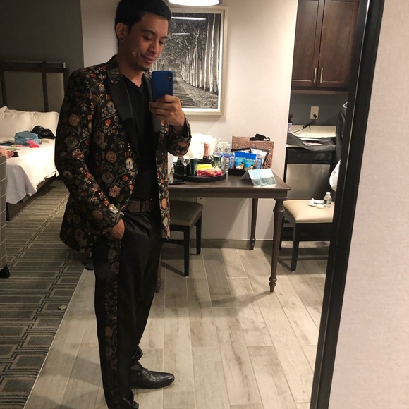 Meet your Posher, Elmore - Picture 3 of 3